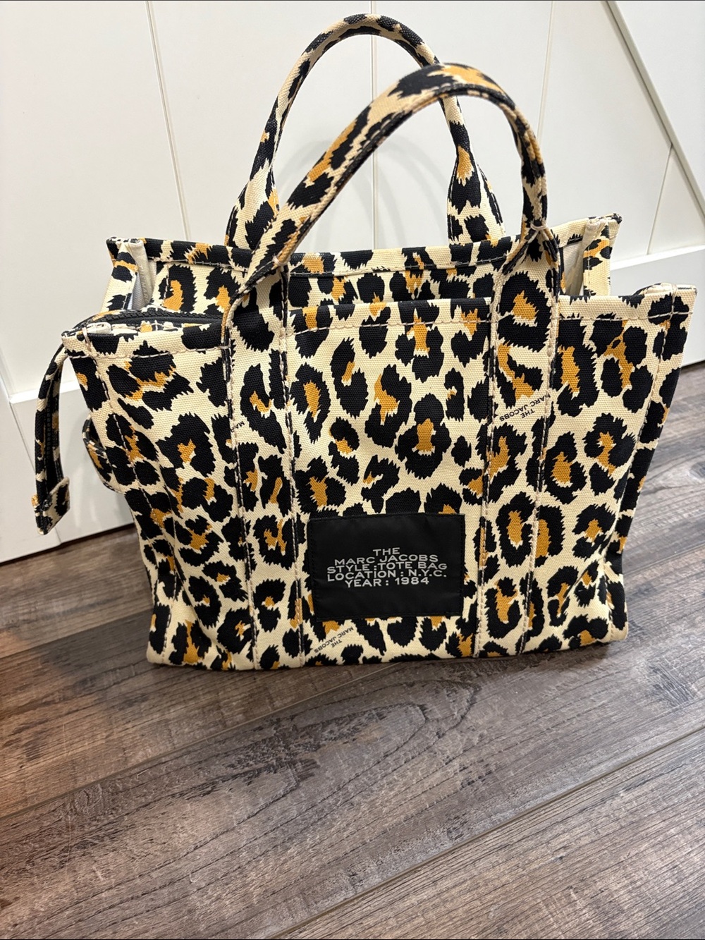 Marc Jacobs Leopard Print Canvas Tote Bag in Black, Brown, Cream LARGE with CB - Picture 3 of 6